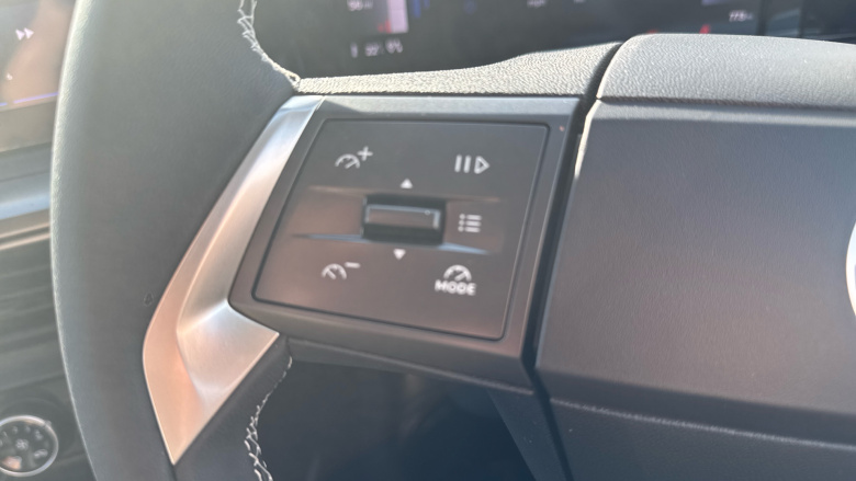 Vauxhall Frontera 83kW Design 44kWh 5dr Auto Electric Estate